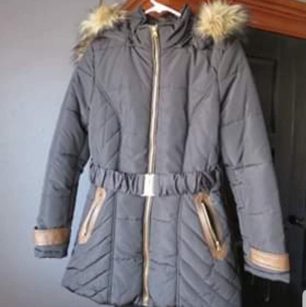 Womens US Medium Fur Bomber Coat